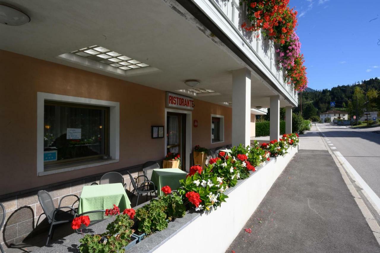Hotel Dolomiti Vattaro Eksteriør billede